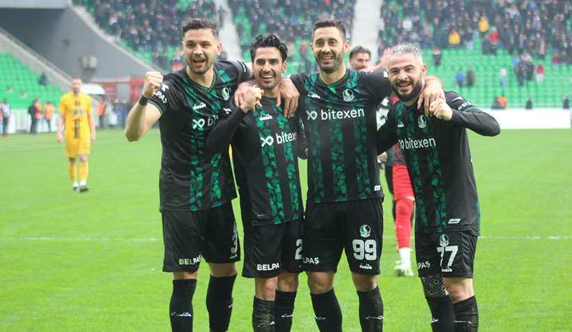 Sakaryaspor un şampiyonluk hedefi için son 4 maç