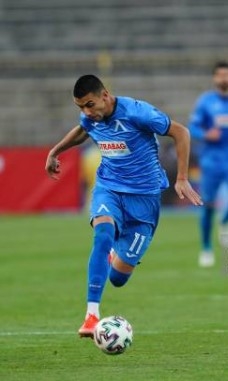 sakaryaspor-yabanci-transferde-iki-isimle-anlastiwldzuvdnrv