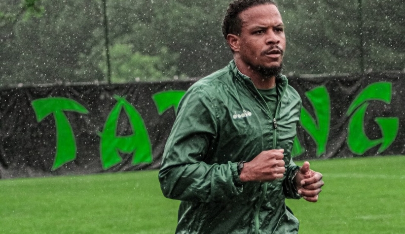 Sakaryaspor yağış altında çalıştı