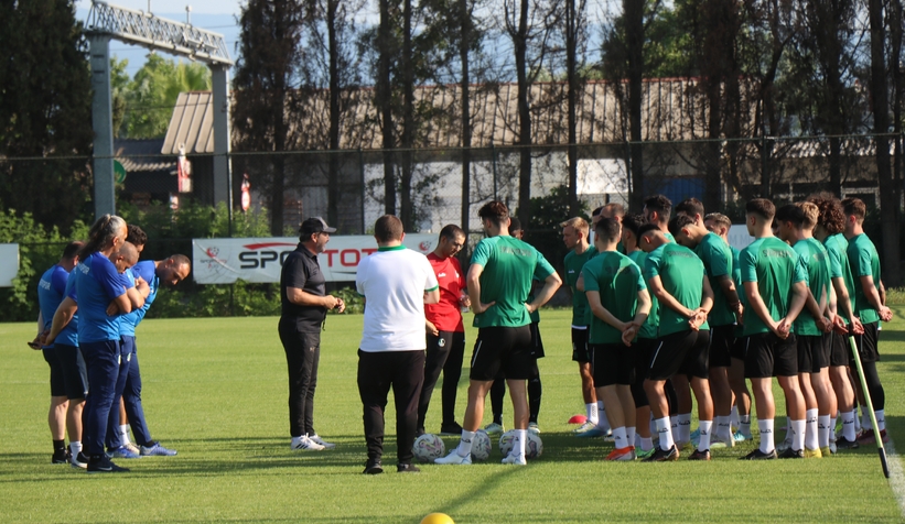 sakaryaspor-yeni-sezon-icin-hazirliklara-basladiohv6qvjiav
