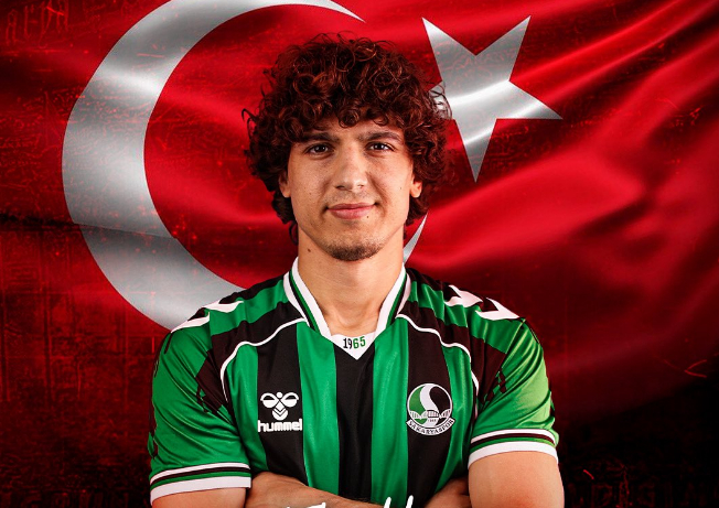 Sakaryasporlu genç futbolcu Milli Takım'a davet edildi