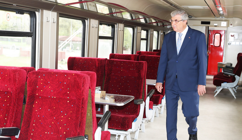 Sakarya’ya Çınarlı Vagon Kıraathanesi geliyor