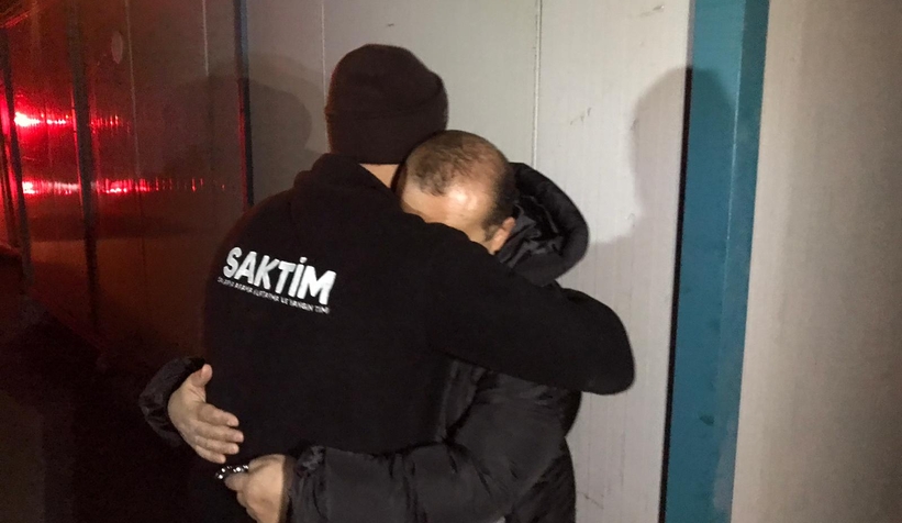 saktim-2-hayir-sever-tarafindan-alinan-konteyner-evi-depremzede-cifte-teslim-ettidth1b1krah