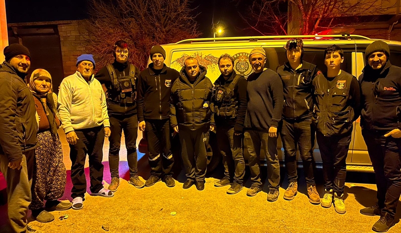 saktim-2-hayir-sever-tarafindan-alinan-konteyner-evi-depremzede-cifte-teslim-ettidth1b1krah