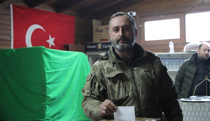 saktim-de-bayrak-degisimi-murat-cavusoglu-yeni-baskan-secildic25ymxy2uu