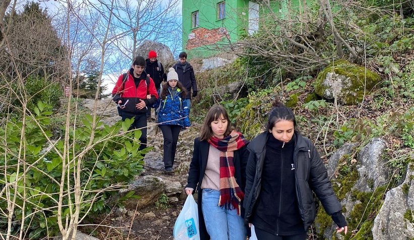 SAKTİM ve SAÜ Genç Tema, Keremali'de doğa yürüyüşü yaptı