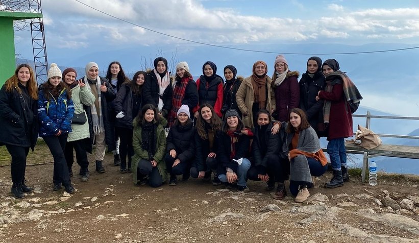 SAKTİM ve SAÜ Genç Tema, Keremali'de doğa yürüyüşü yaptı