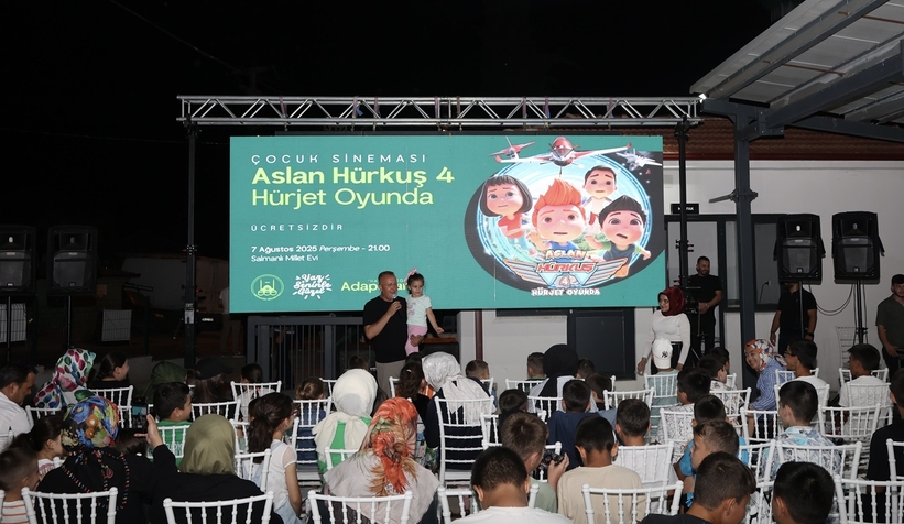 Salmanlı’da çocuk sineması keyfi