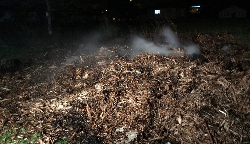 Saman yangını itfaiyeyi alarma geçirdi