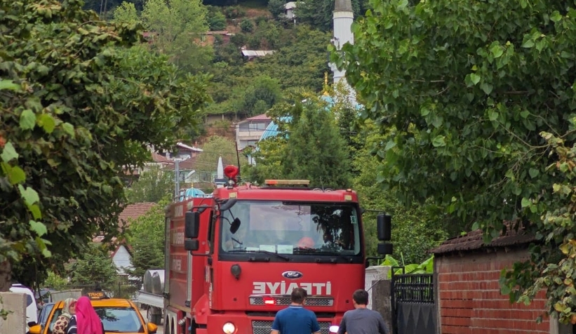 samanlikta-cikan-yangin-korkuttunuppa1lset