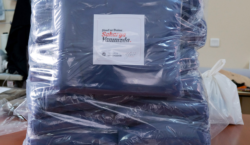 samek-depremzedeler-icin-seferber-olduadjhy2myck