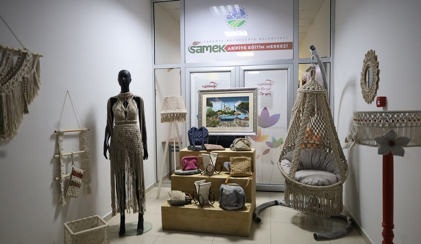 sanat-ve-emek-bu-sergide-bulustul3hhag5oej
