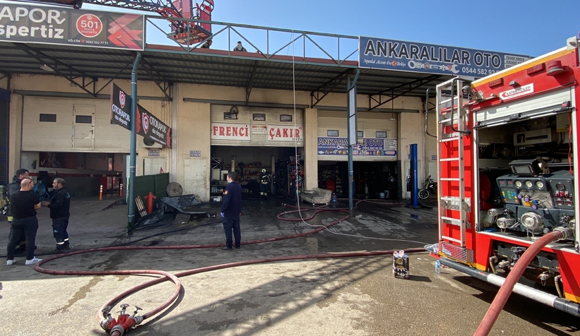 Sanayi sitesinde yangın: 4 işyeri etkilendi