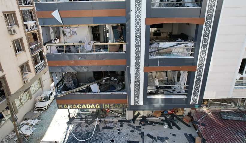 Sanayi tüpü patladı: 5 ölü, 57 yaralı, 11 bina hasar gördü