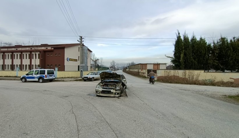 Sanayi yolunda kaza: 1 yaralı