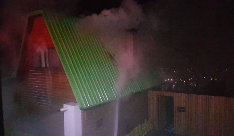 Sapanca'da bungalov yandı