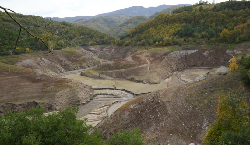 sapanca-golu-de-fayda-etmedi-yuvacik-baraji-nda-su-bitmek-uzerezufgtnzmyl