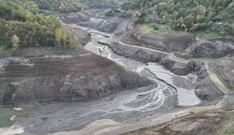 sapanca-golu-de-fayda-etmedi-yuvacik-baraji-nda-su-bitmek-uzerezufgtnzmyl