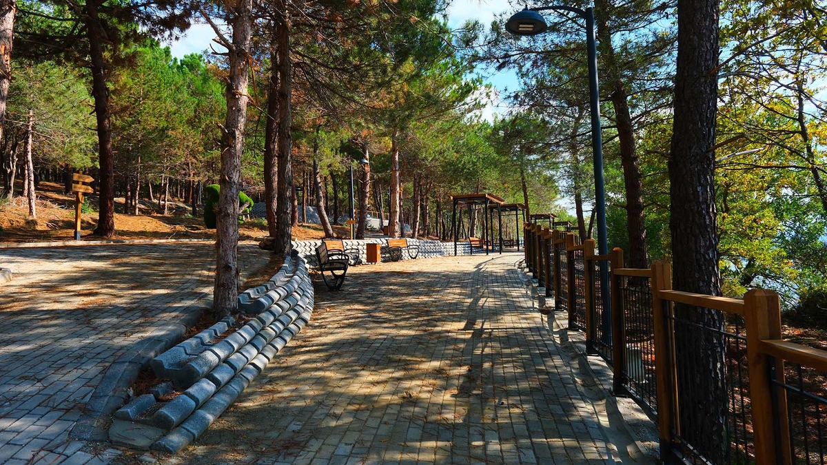 Sapanca Gölü kenarında eşsiz proje kapılarını açtı