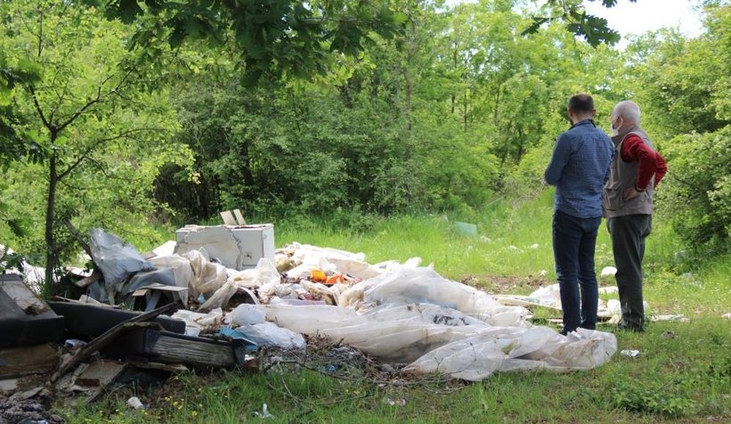 Sapanca Gölü kenarındaki atıklar temizlendi