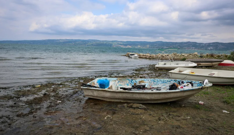 Sapanca Gölü'nde acil eylem planı devreye giriyor; Bunları yapmak yasak