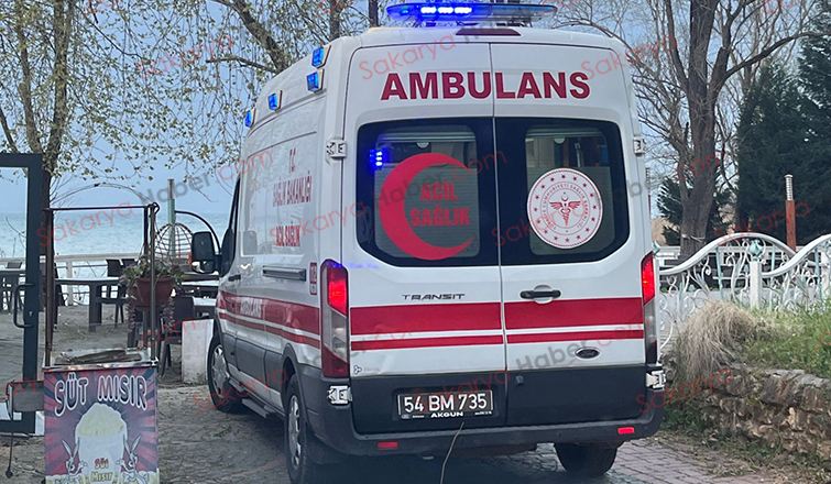 Sapanca Gölü'nde sporcuların kanoları battı: 1 sporcu kayıp