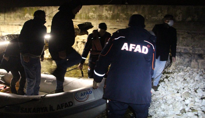 Sapanca Gölü'nde mahsur kaldılar