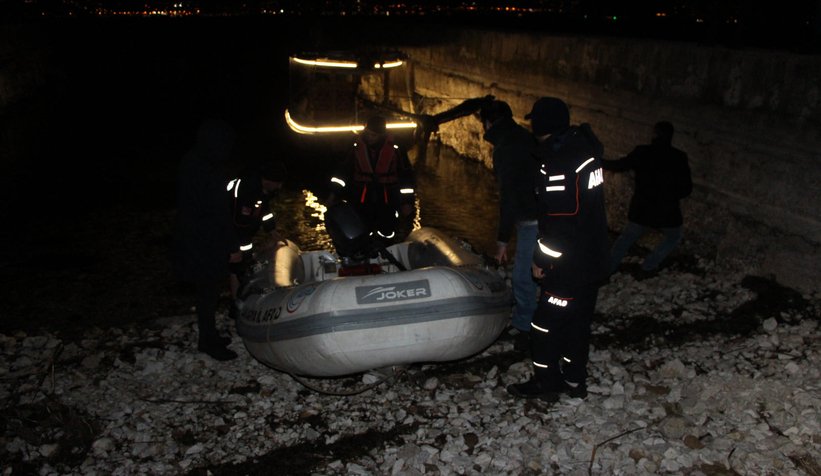 Sapanca Gölü'nde mahsur kaldılar