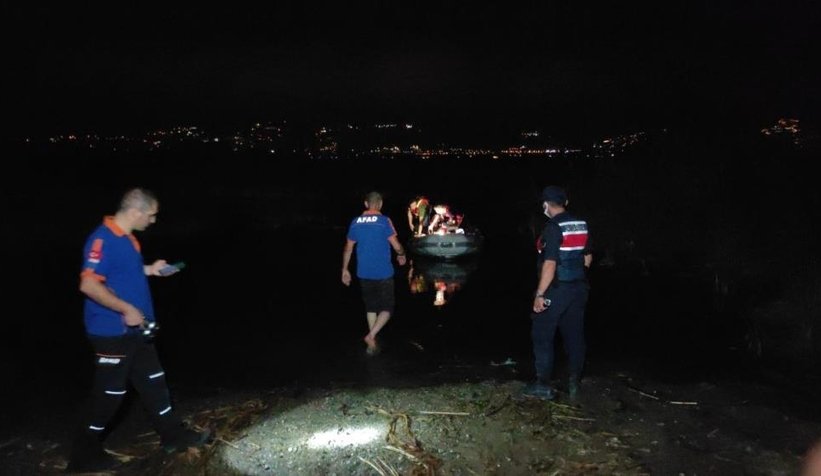 Sapanca Gölü'nde sandal gezisi faciayla bitti
