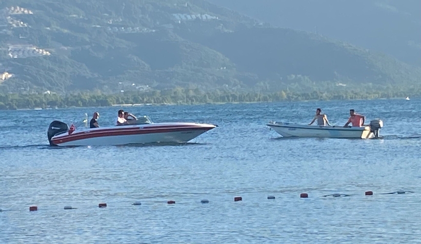Sapanca Gölü'nde tekneler yasağa rağmen kullanılıyor