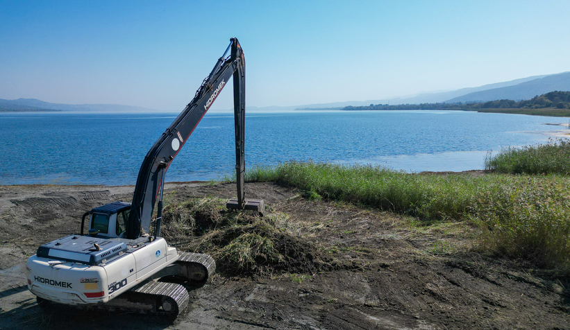 Sapanca Gölü'nde temizlik