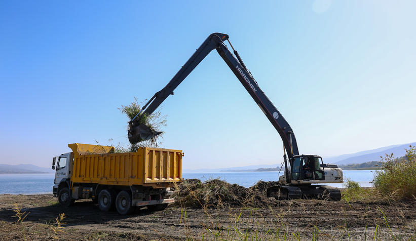 Sapanca Gölü'nde temizlik