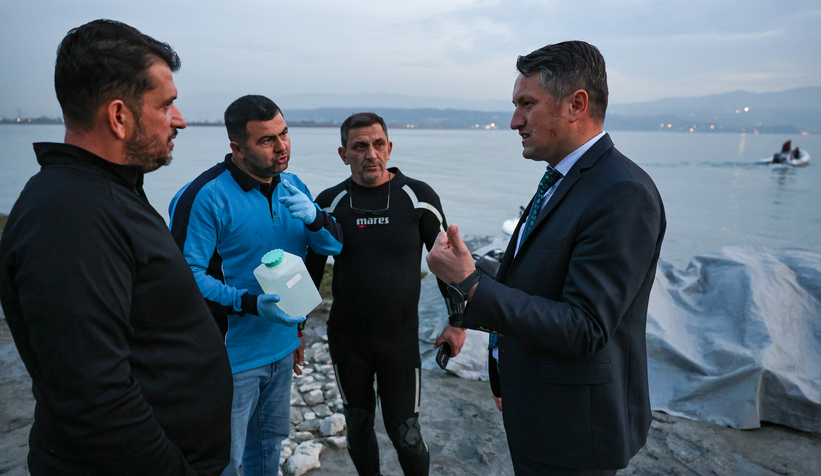 sapanca-golu-ndeki-kabarciklar-endise-olusturmustu-saski-aciklama-yaptidtrhekdtqx