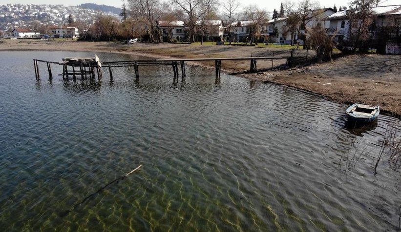 Sapanca Gölü yükseldi, kayıklar suyla buluştu