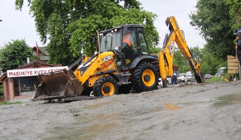 Sapanca-Kartepe yolu ulaşıma kapandı