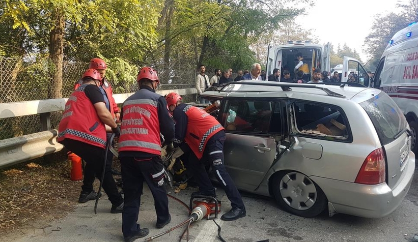 Sapanca yolunda feci kaza: 1 ölü, 5 yaralı