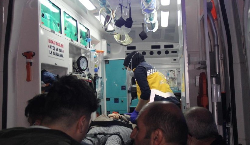 Sapanca yolunda feci kaza: 2 yaralı