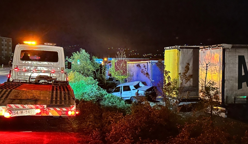 Şarampole uçan araçtan yaralı kurtuldu