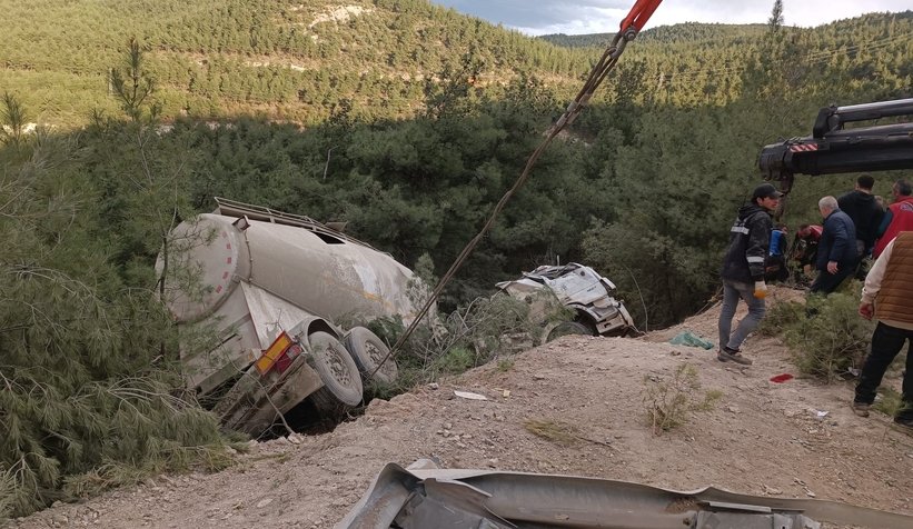 Şarampole uçmuştu, güçlükle çıkarıldı