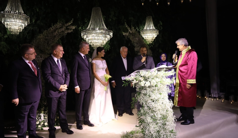 satso-baskani-altug-ve-betul-demirezen-dunyaevine-girdiyknmrzjrwv