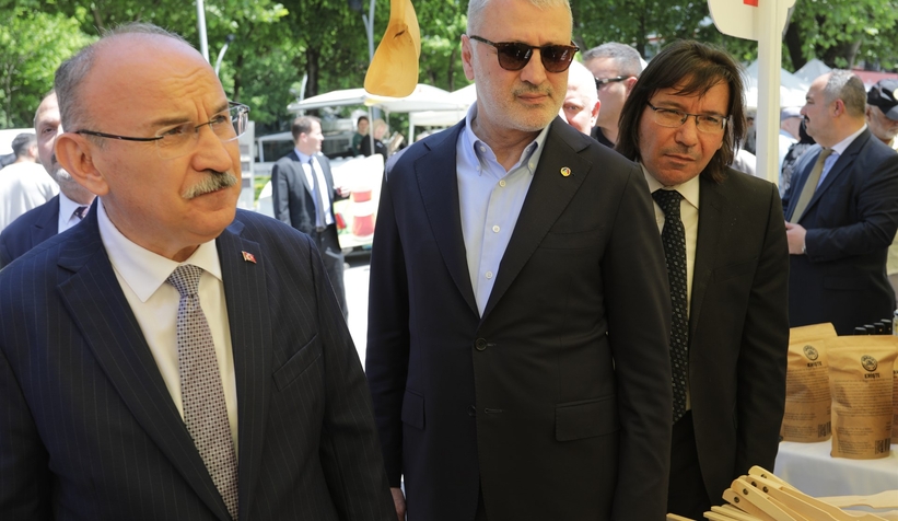 satsodan-meshur-adapazari-dartili-keskek-ikramiq29ty21jr1