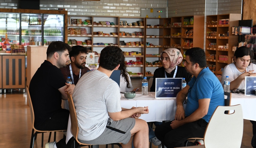 SAÜ'de tanıtım günleri yoğun ilgiyle tamamlandı