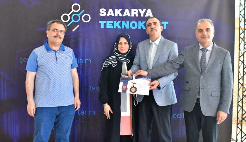 sau-lu-akademisyenler-odul-toreninde-bulustuofr0nhhruf