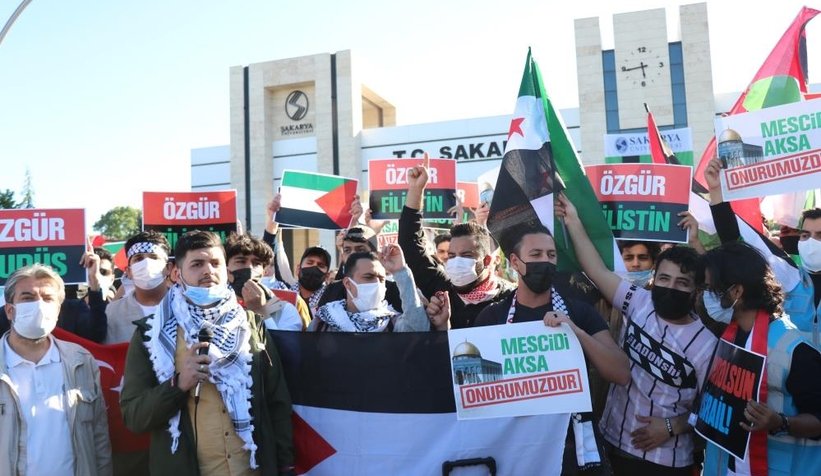 SAÜ'lü öğrencilerden İsrail'e tepki