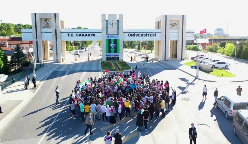 SAÜ'lü öğrencilerden İsrail'e tepki