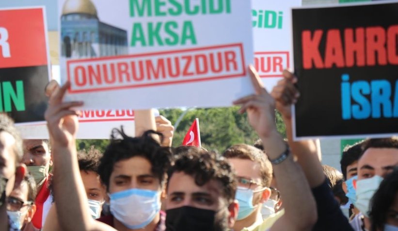 SAÜ'lü öğrencilerden İsrail'e tepki