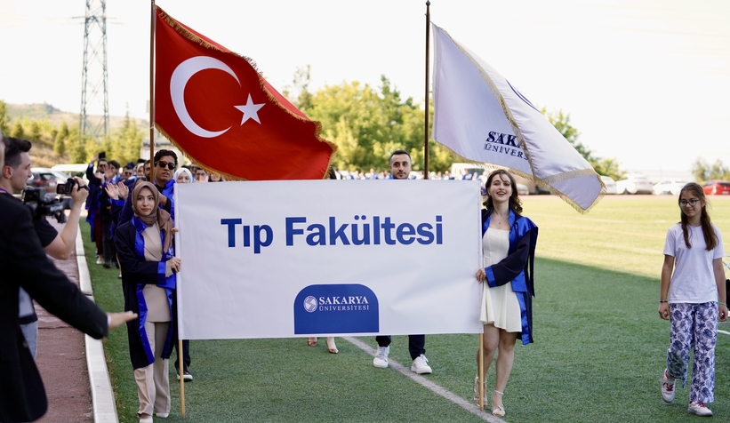 sau-tip-fakultesinde-mezuniyet-sevincivwi5wfl3zd