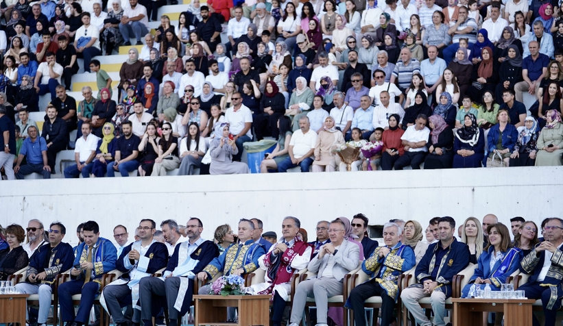 sau-tip-fakultesinde-mezuniyet-sevincivwi5wfl3zd