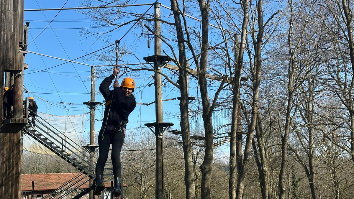 SAÜ’lü gençler Macera Park’ta kamp deneyimi yaşadı