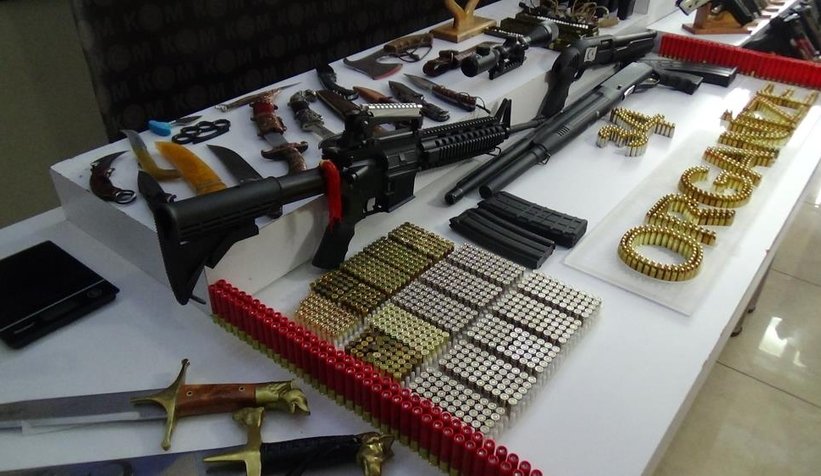 sedat-peker-operasyonunda-ele-gecenler-sergilendivfhycwy2un